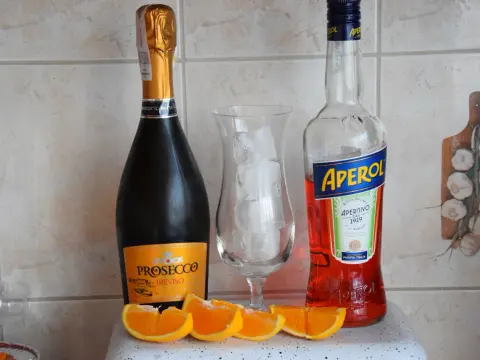  Aperol i prosecco - przepyszny drink na lato