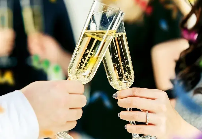 W jakim kraju pije się najwięcej alkoholu? Zaskakujące statystyki!