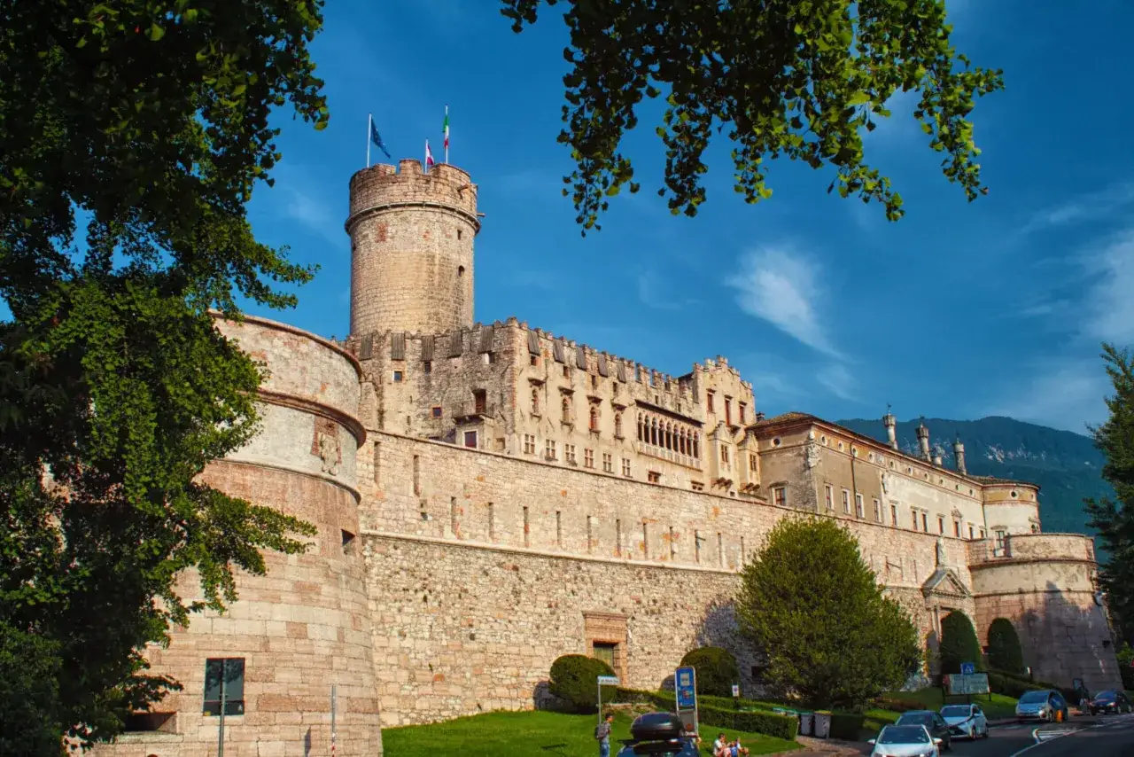 Zdjęcie Trydent we Włoszech - Poznaj to piękne miasto i jego atrakcje