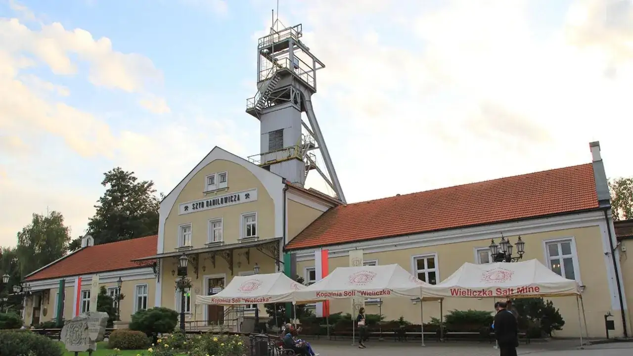 Zdjęcie Najlepsze atrakcje turystyczne w Wieliczce - Zabytki do zwiedzania