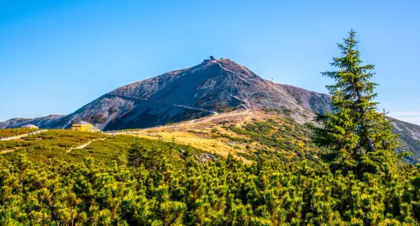 Najciekawsze miejsca do zobaczenia w Karpaczu i na Kaszubach 